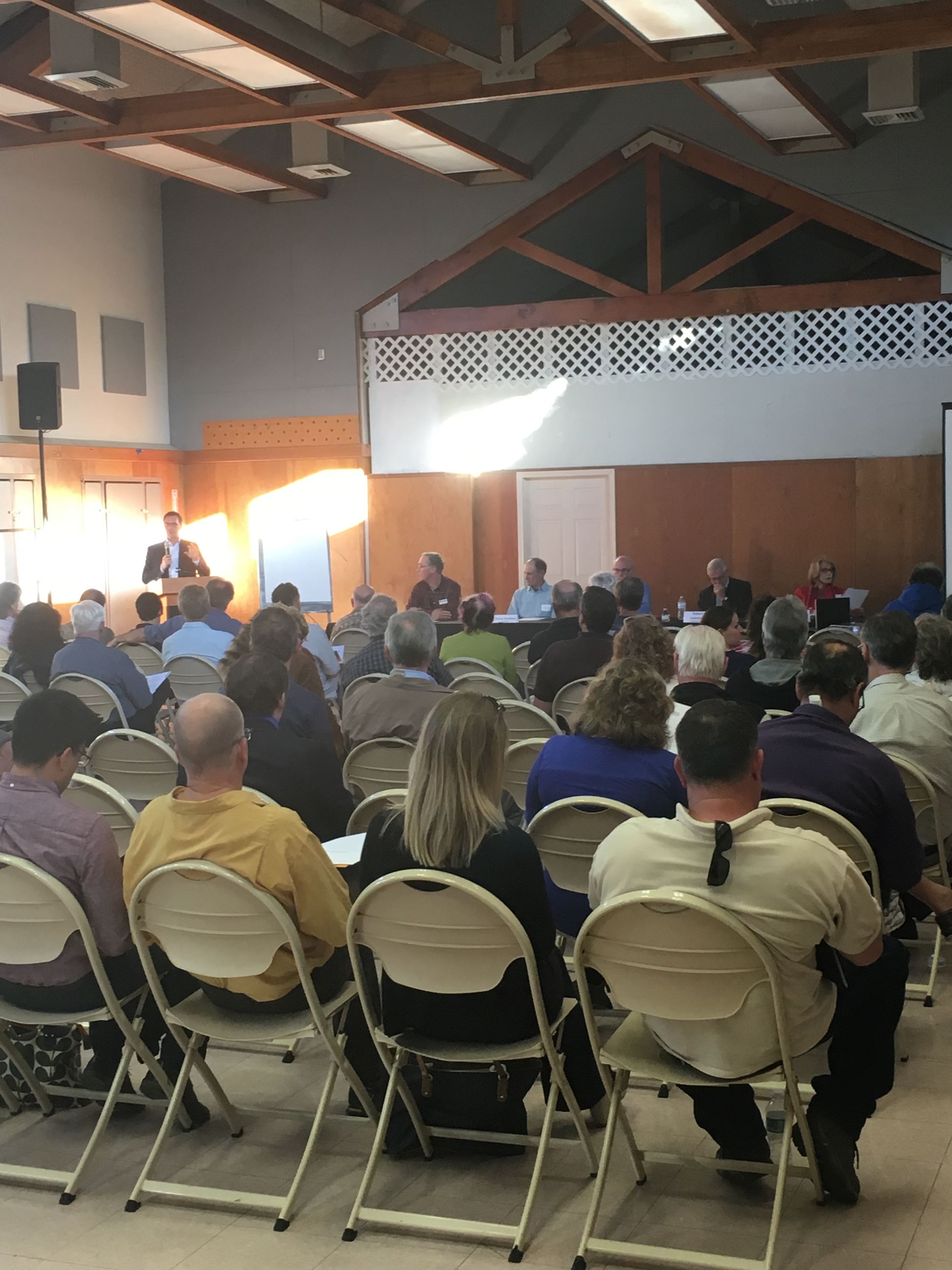 Jim Heid speaking to the audience